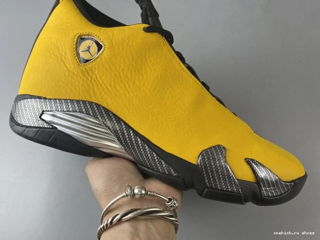 Cheap RETRO AIR UNIVERSITY BQ3685-706 GOLD JORDAN 14 0614
